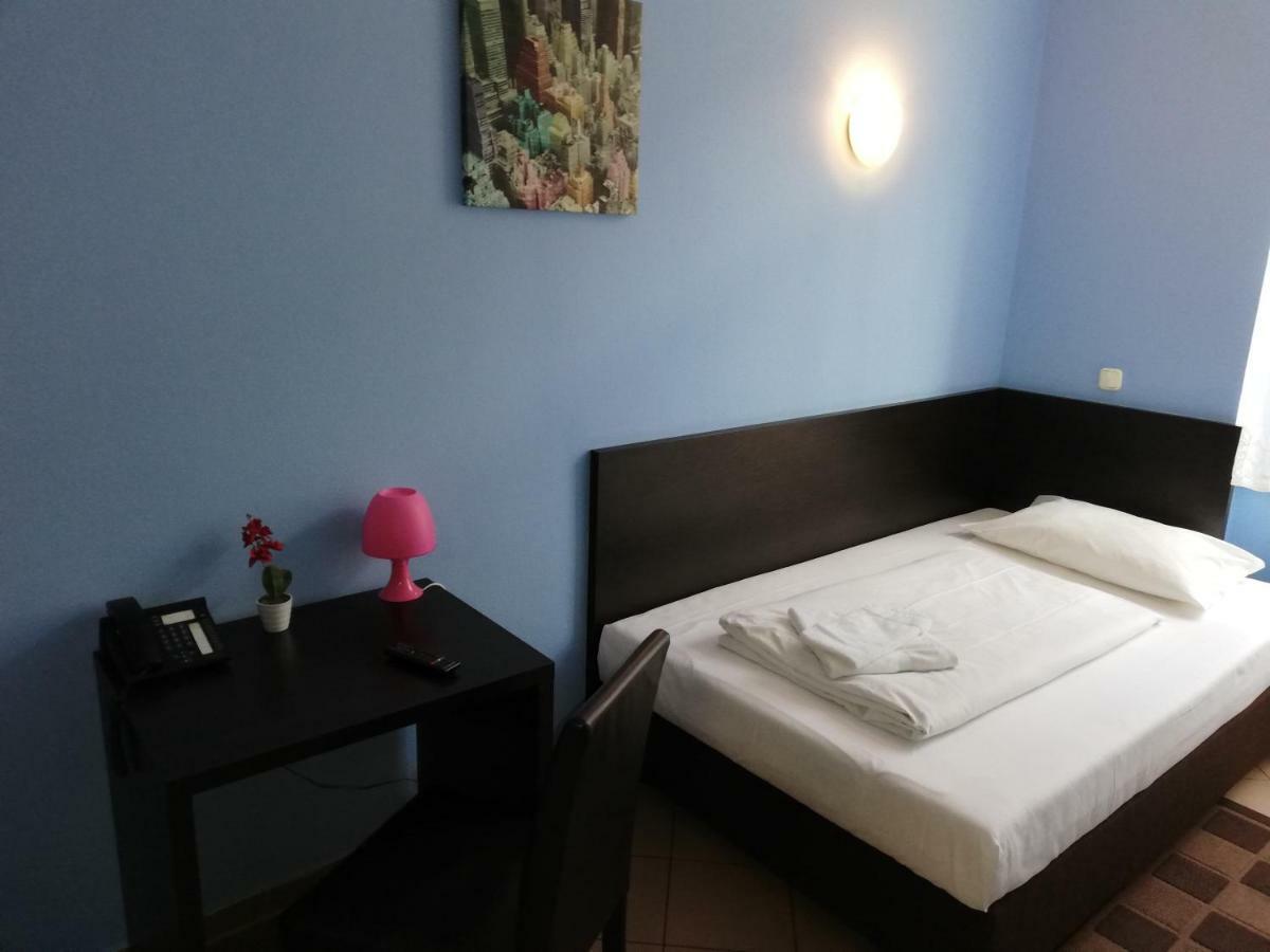 Angel Hotel Frankfurt am Main Eksteriør billede